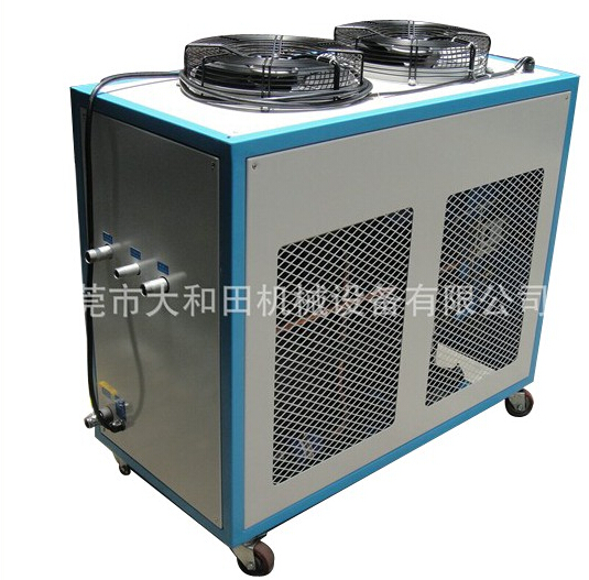 【小型冷水機】優(yōu)勢多多才能夠氣場強大！