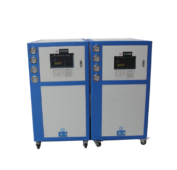 工業(yè)中需要使用冷水機(jī)，提升儀器使用壽命